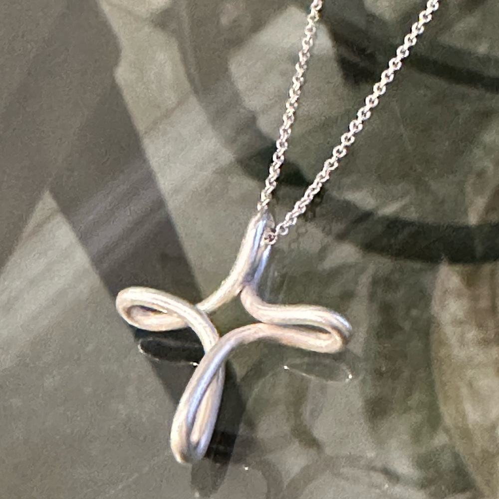Authentic Tiffany & Co Peretti Infinity Cross Pendant Necklace W Box $725 - Picture 6 of 16
